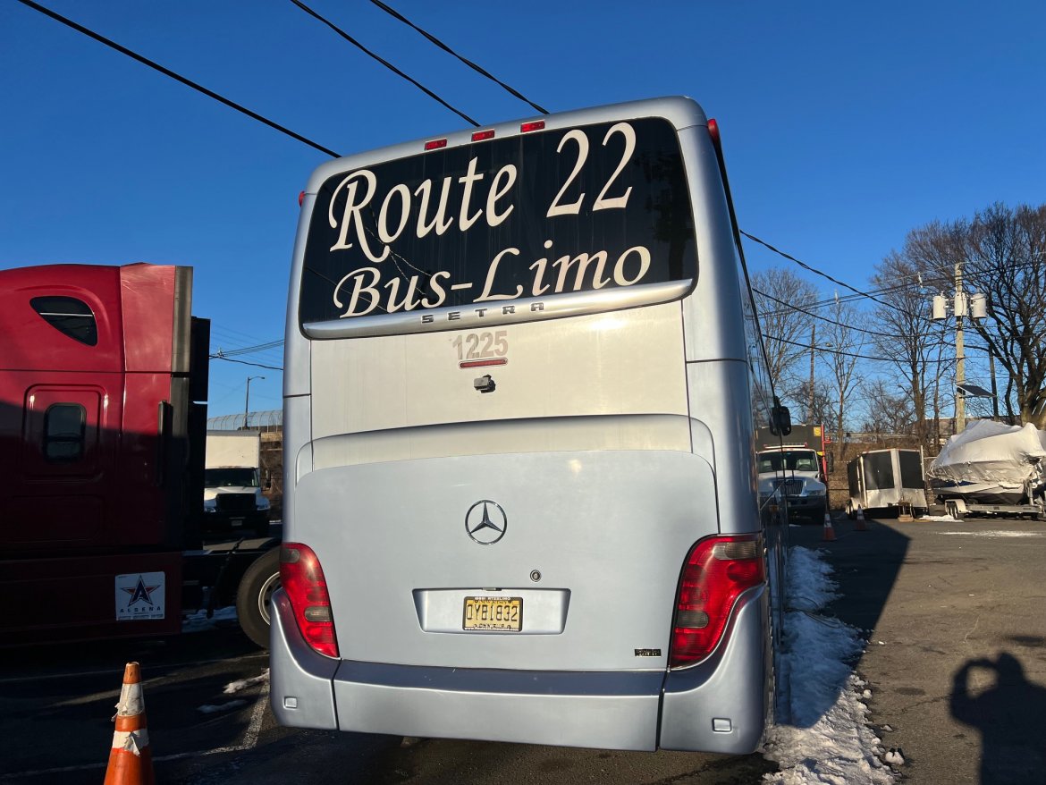 Motorcoach for Sale in Hillside, NJ - Photo 15