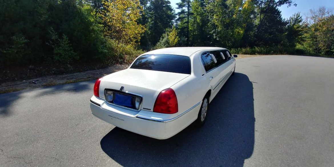 Photo of Limousine for sale: 2005 Lincoln TOWN CAR 120&quot; by ROYAL
