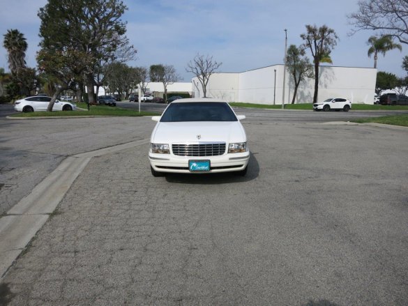 1999 Superior Coach Cadillac Deville 6-Door Limousine