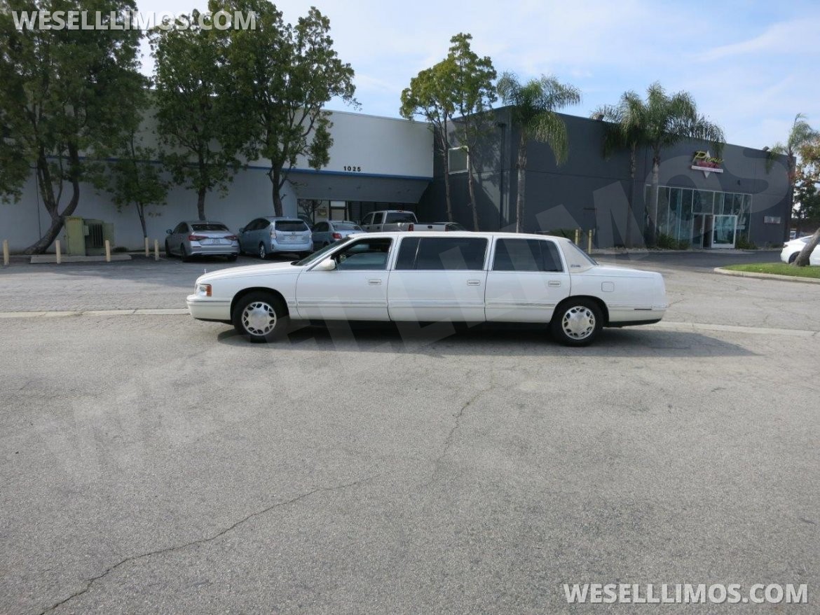 1999 Superior Coach Cadillac Deville 6-Door Limousine - Photo 3