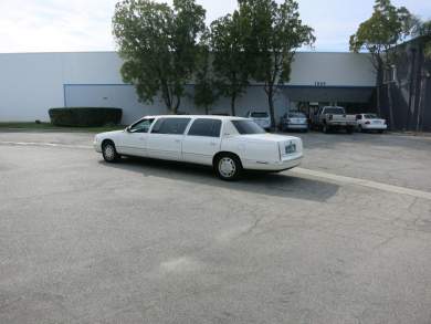 1999 Superior Coach Cadillac Deville 6-Door Limousine