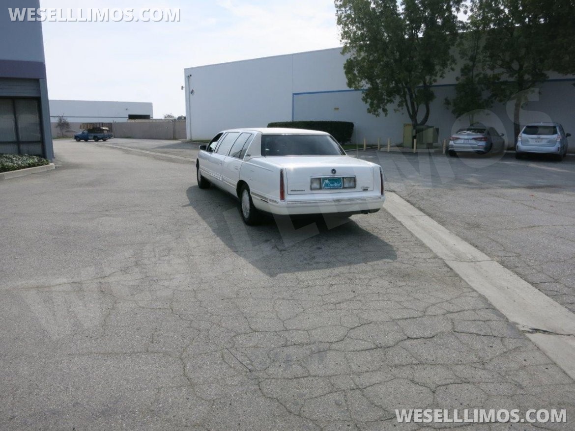 1999 Superior Coach Cadillac Deville 6-Door Limousine - Photo 5