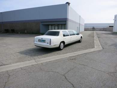 1999 Superior Coach Cadillac Deville 6-Door Limousine