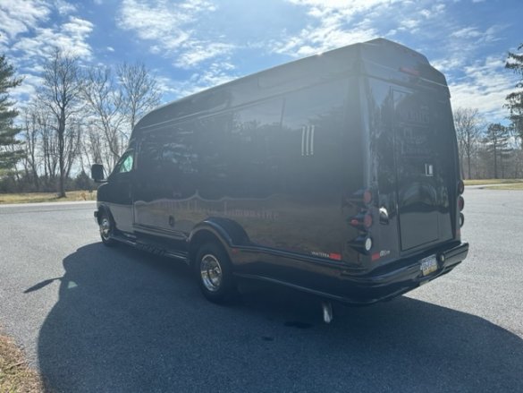 2015 Chevrolet Vanterra Shuttle Bus for Sale in Leesport, PA - Photo 3