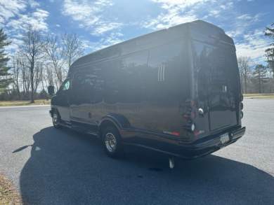 2015 Chevrolet Vanterra Shuttle Bus for Sale in Leesport, Pennsylvania, US - Photo 3
