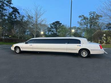 1999  Lincoln Limousine