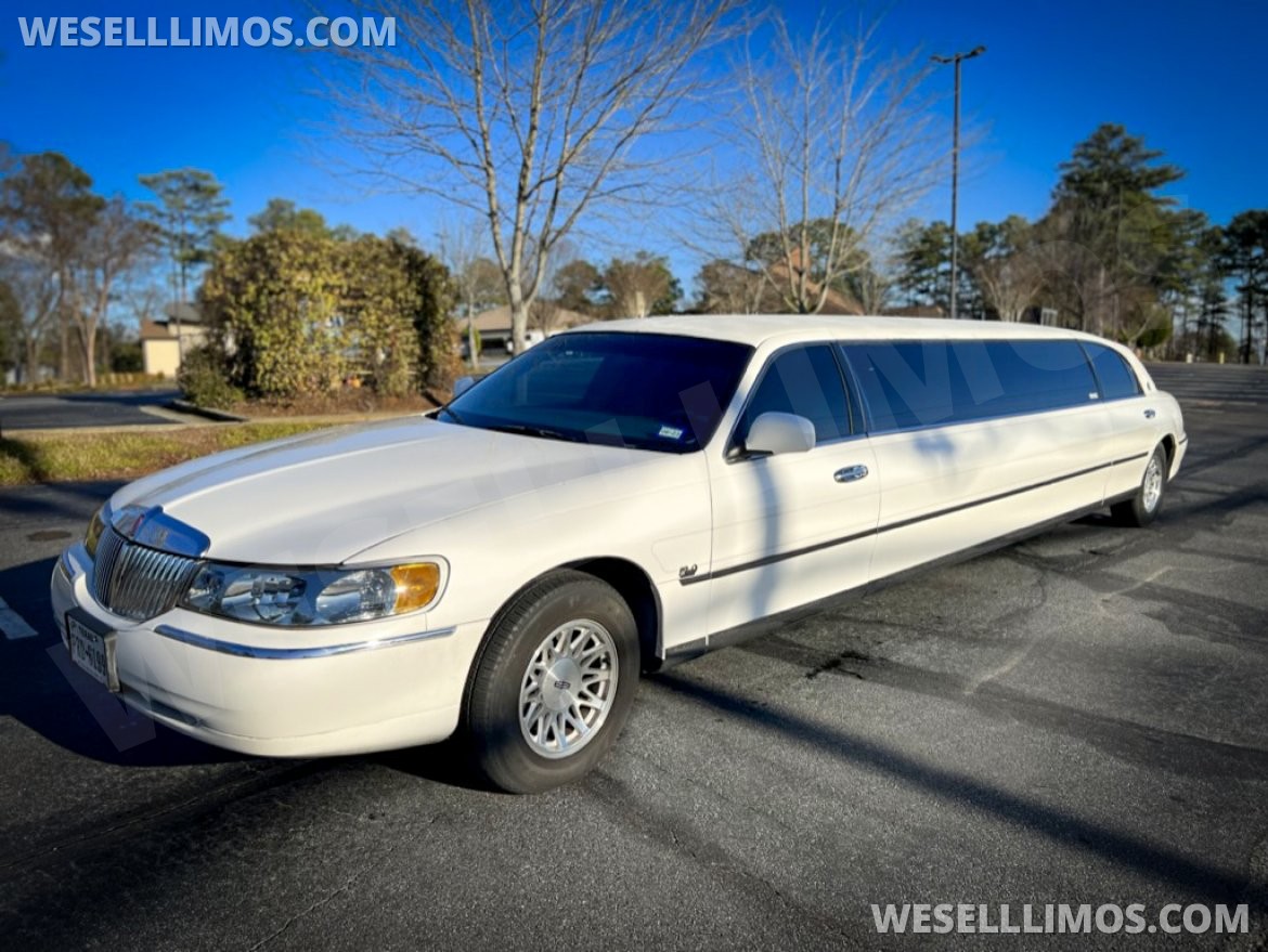 1999  Lincoln Limousine - Photo 4