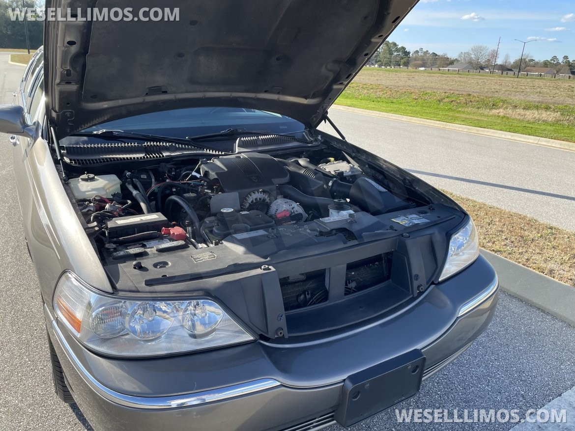 Limousine for Sale in Daphne, AL - Photo 8