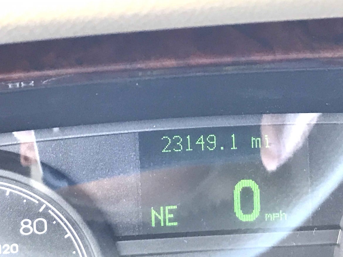 Photo of Limousine for sale: 2007 Lincoln Town-Car 70&quot; by DaBryan