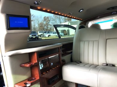 2007 Lincoln Town-Car Limousine for Sale in Oaklyn, New Jersey, US - Photo 3