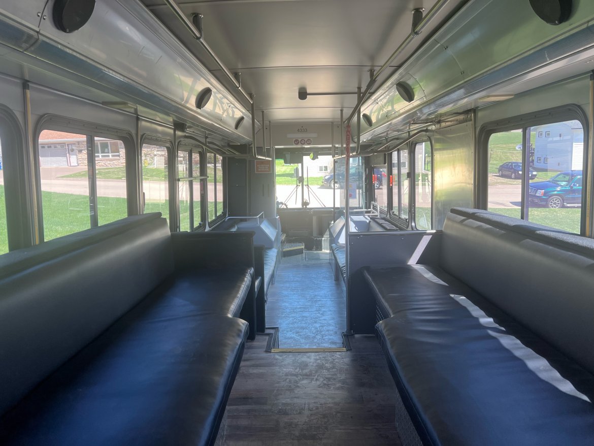 Limo Bus for Sale in Kieler, WI - Photo 4