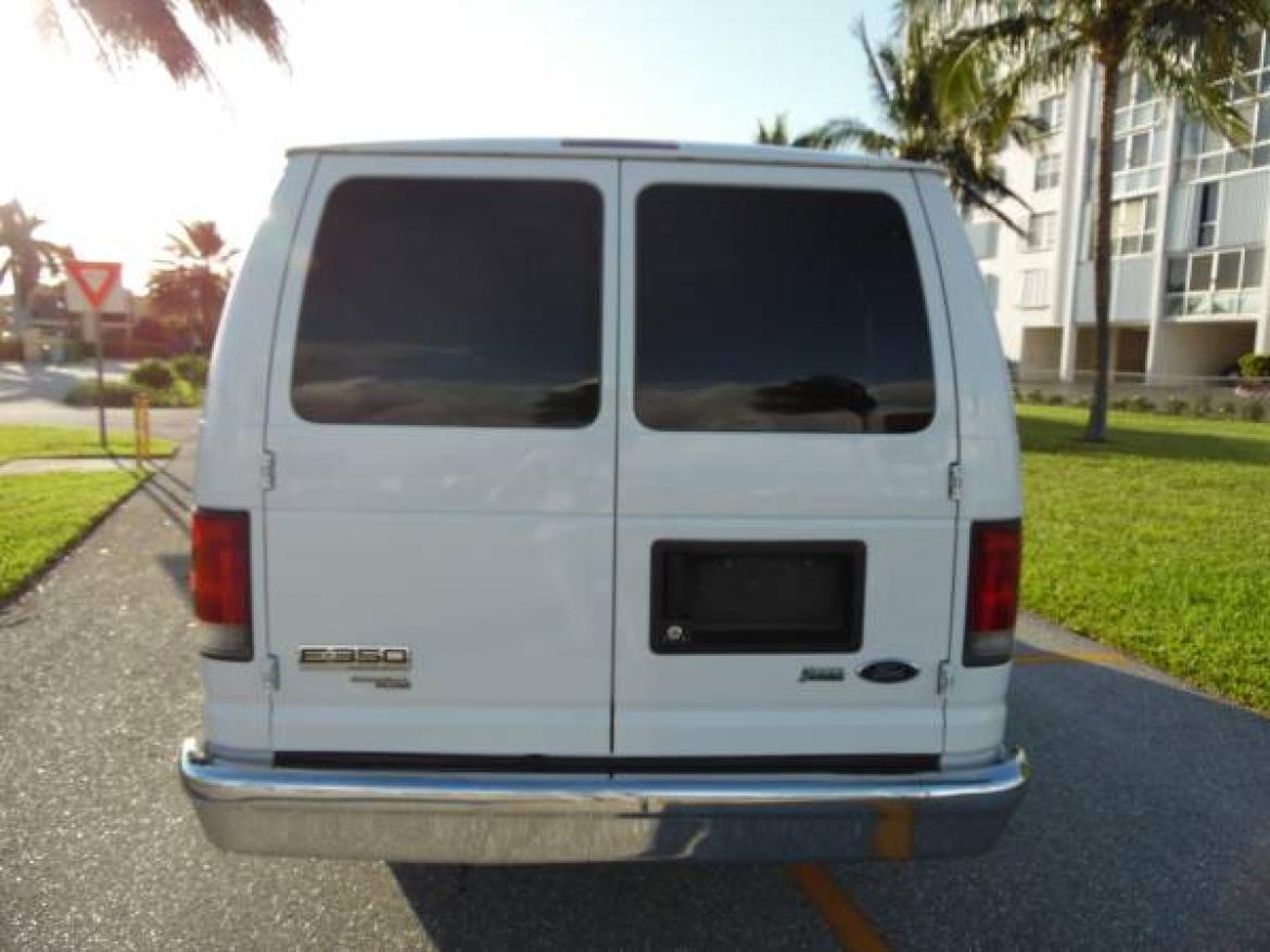 Photo of Limousine for sale: 2011 Ford E350 XLT
