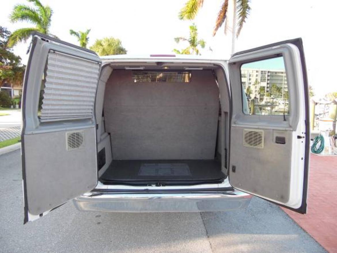 Photo of Limousine for sale: 2011 Ford E350 XLT