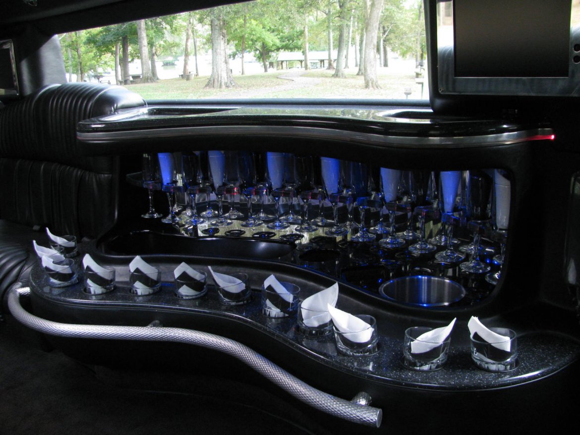 Photo of SUV Stretch for sale: 2006 Hummer H2 140&quot; by Krystal