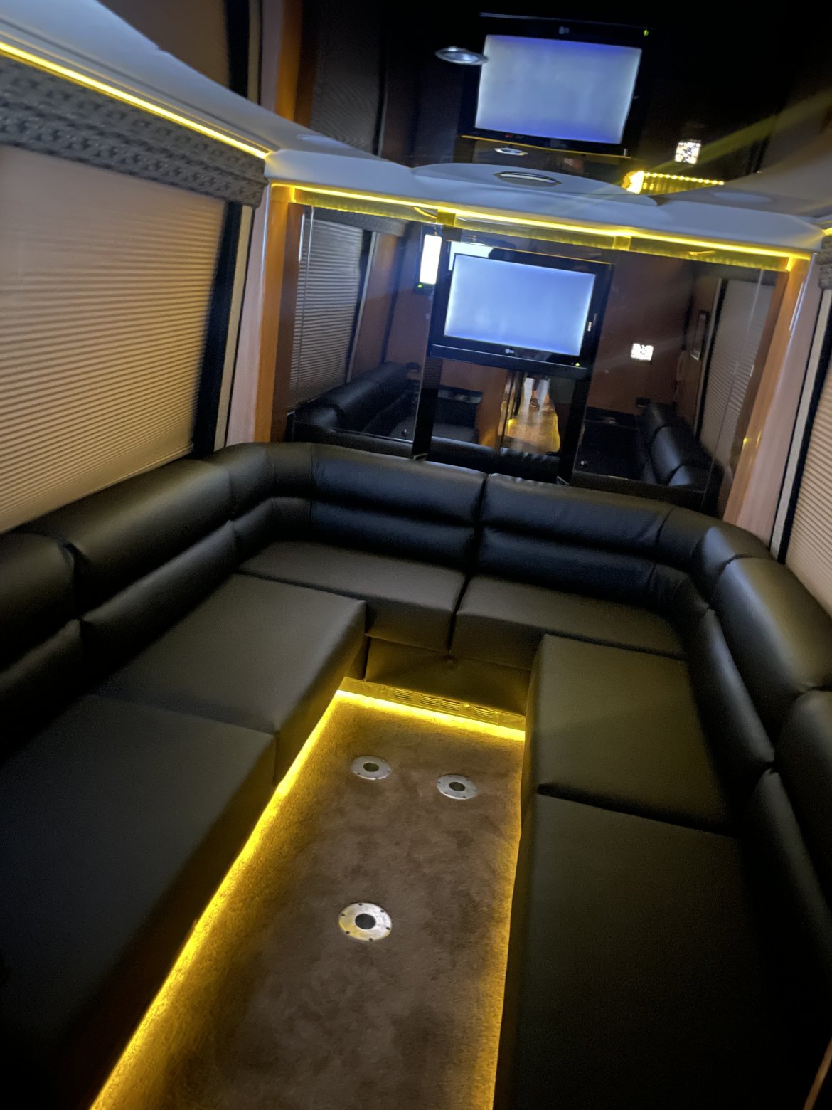 Limo Bus for Sale in Phoenix, AZ - Photo 10