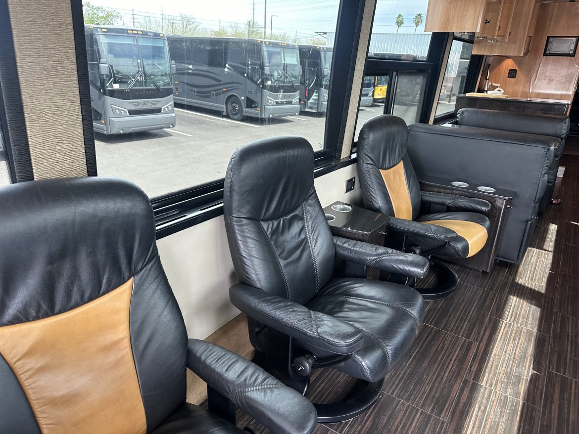 Limo Bus for Sale in Phoenix, AZ - Photo 13