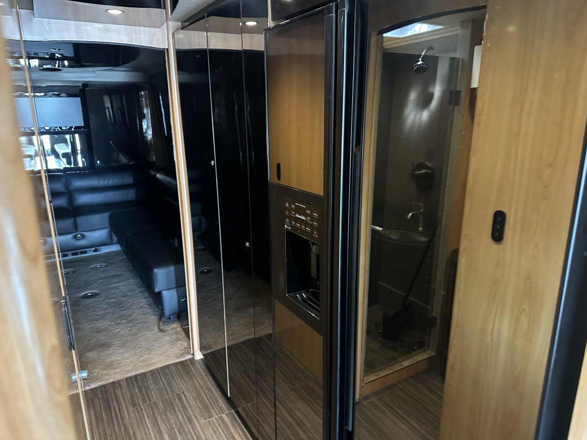 Limo Bus for Sale in Phoenix, AZ - Photo 19