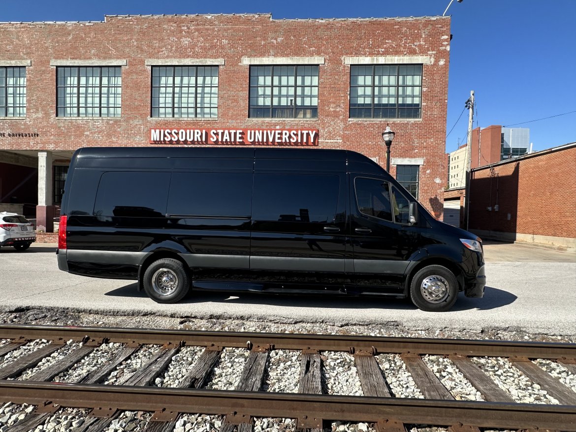 Sprinter for Sale in Springfield, MO - Photo 18