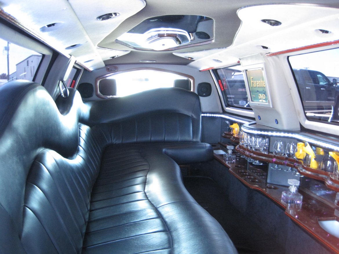 Photo of SUV Stretch for sale: 2007 Ford Expedition 140&quot; by DaBryan Coach Builders