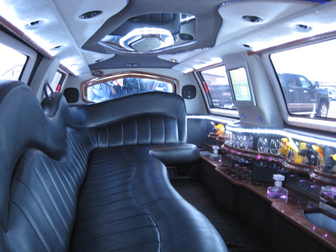 Photo of SUV Stretch for sale: 2007 Ford Expedition 140&quot; by DaBryan Coach Builders