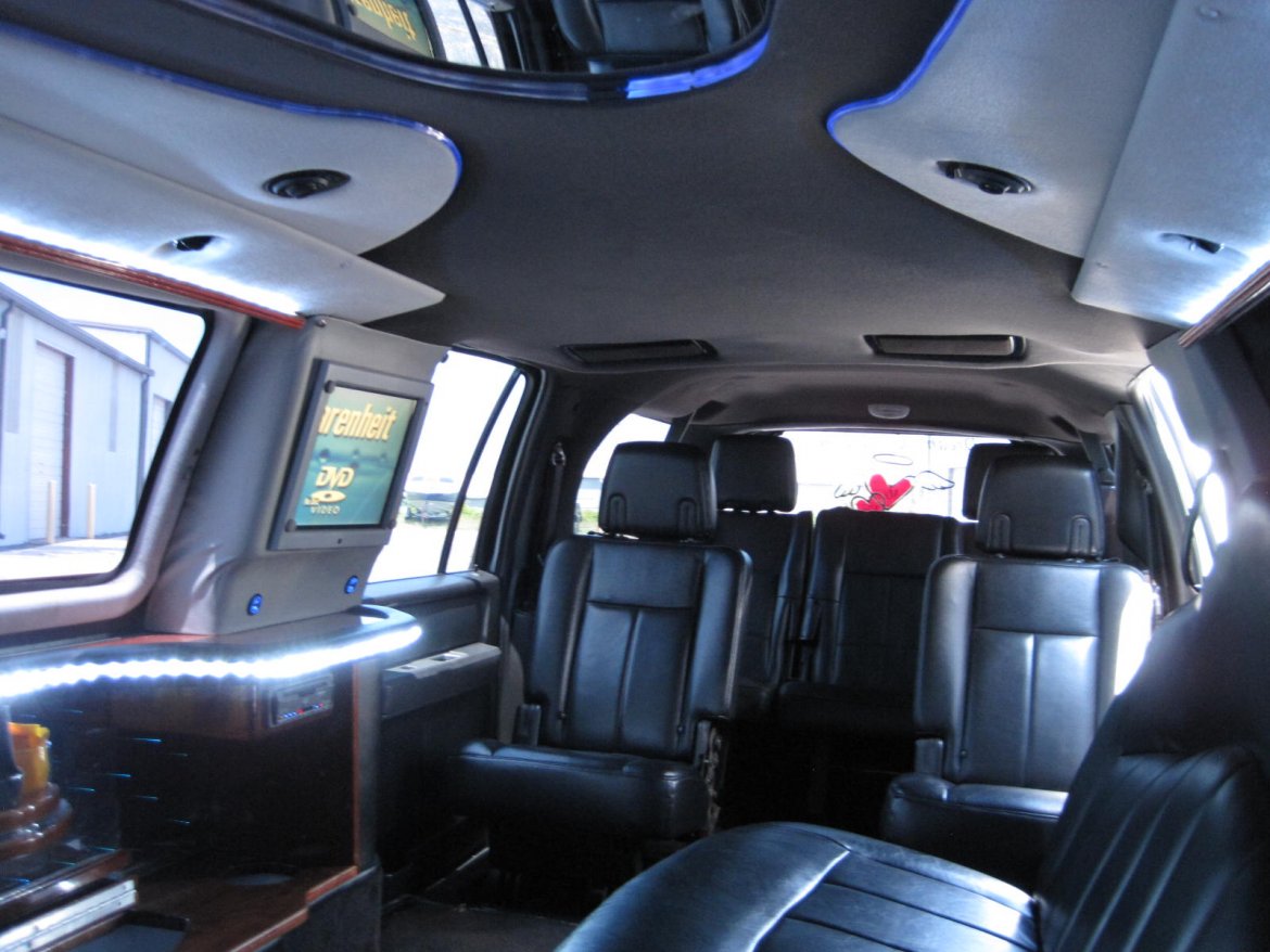 Photo of SUV Stretch for sale: 2007 Ford Expedition 140&quot; by DaBryan Coach Builders