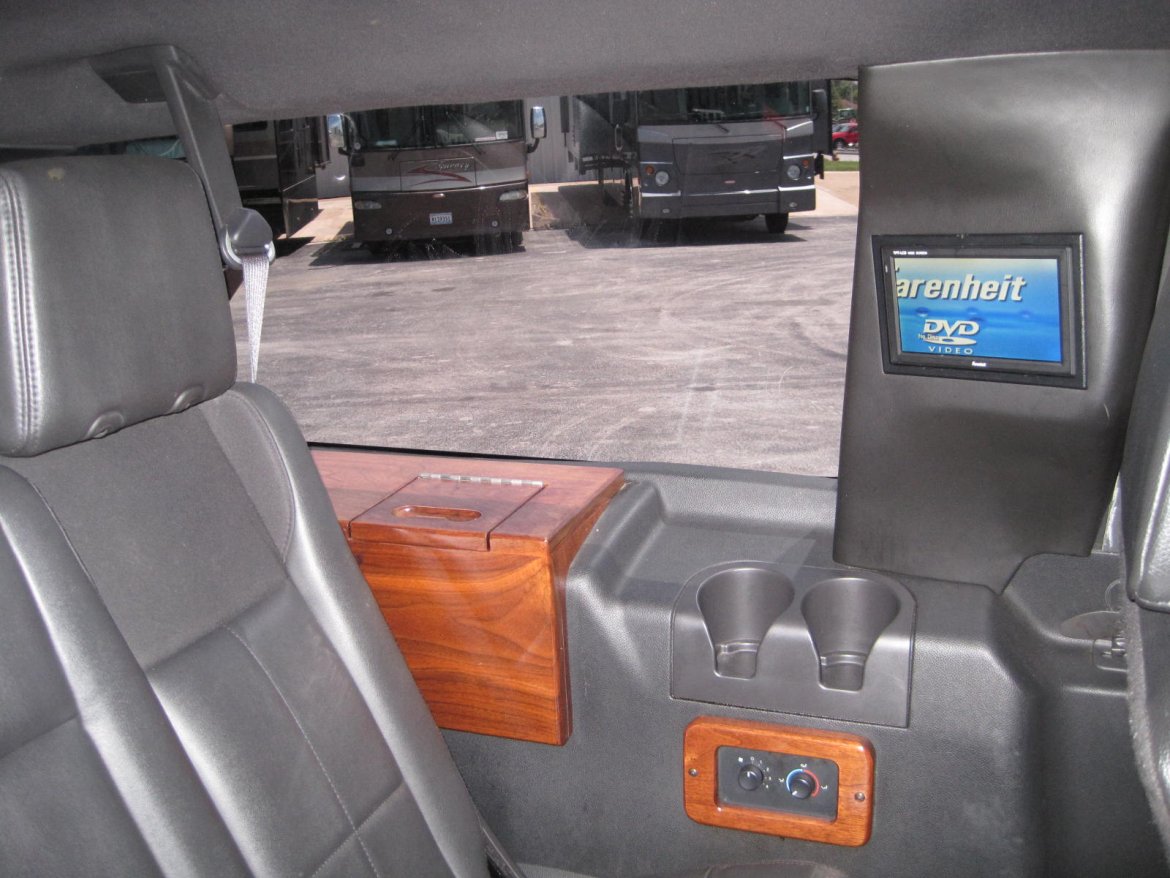 Photo of SUV Stretch for sale: 2007 Ford Expedition 140&quot; by DaBryan Coach Builders