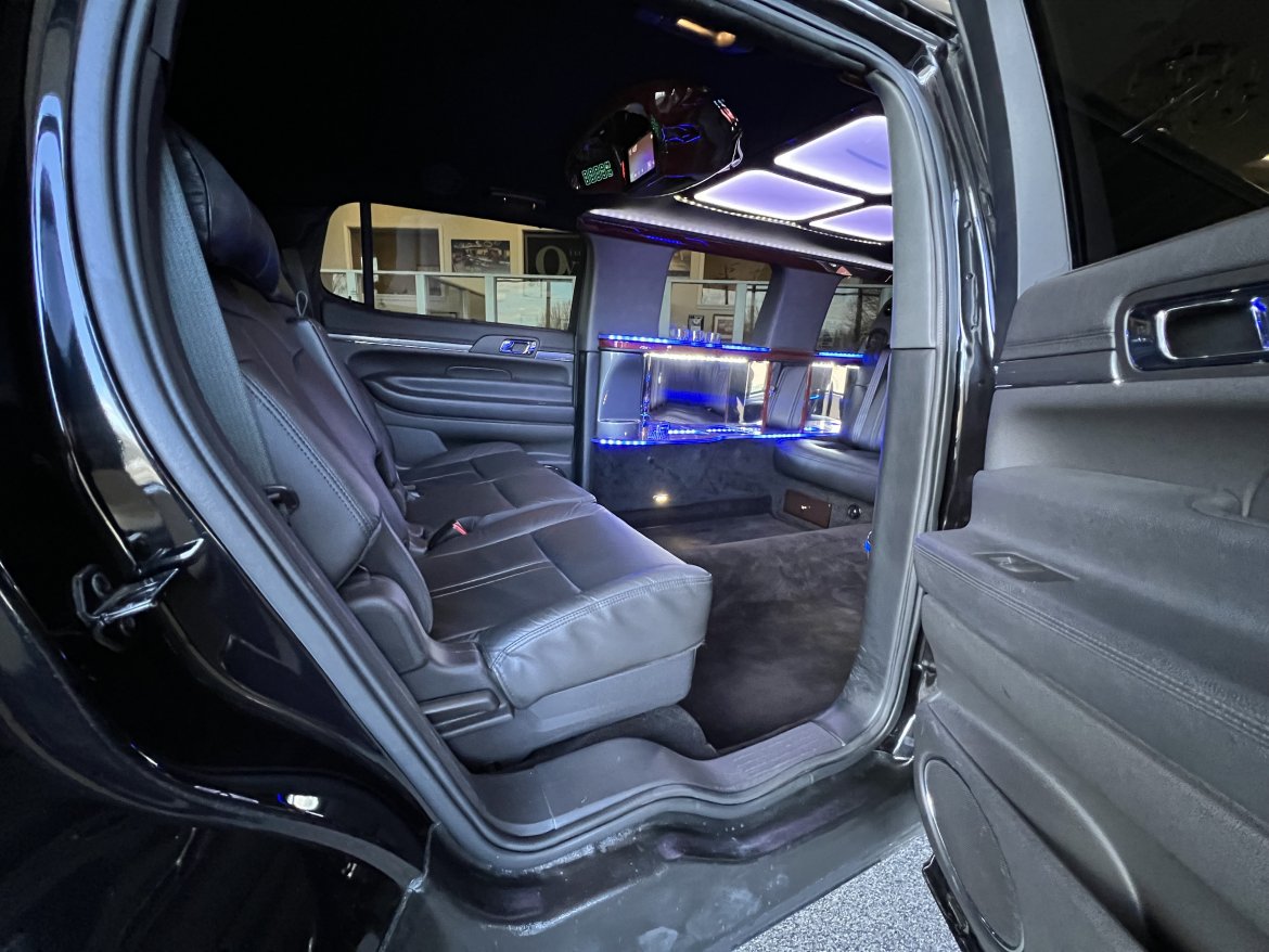 Limousine for Sale in Haverhill, MA - Photo 7