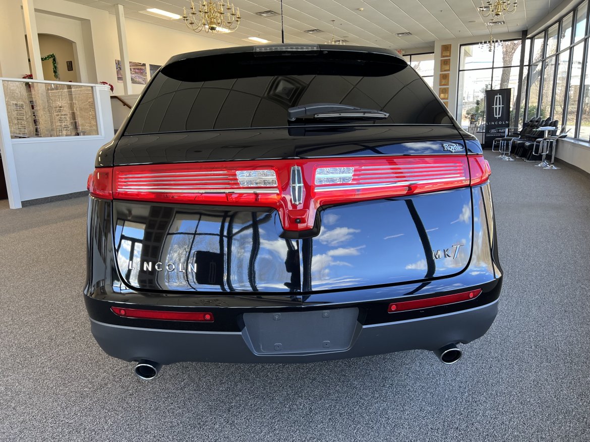Limousine for Sale in Haverhill, MA - Photo 21