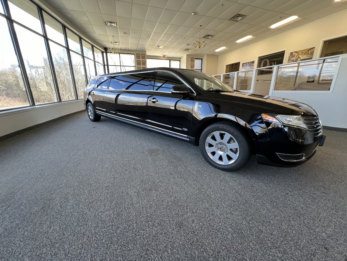 Limousine for Sale in Haverhill, MA - Photo 28