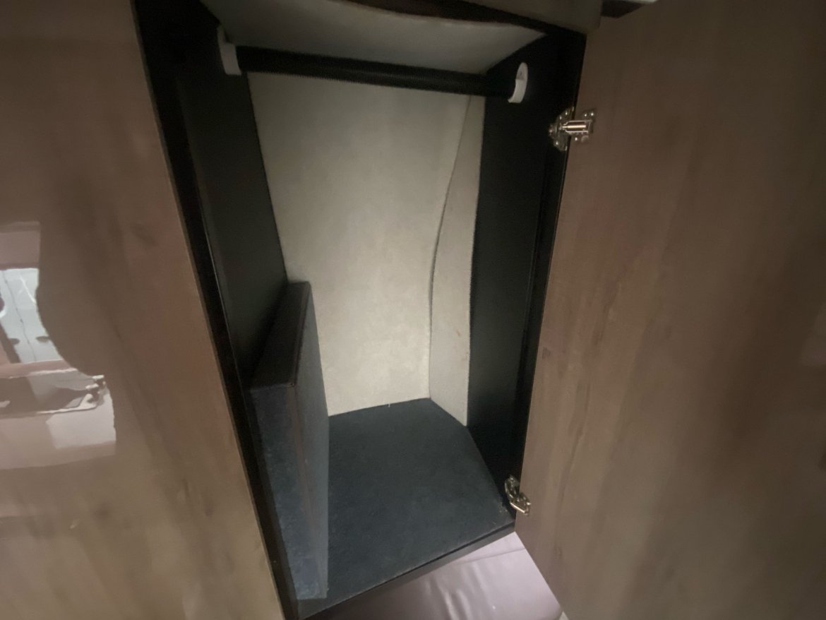 Sprinter for Sale in Baldwin, NY - Photo 36