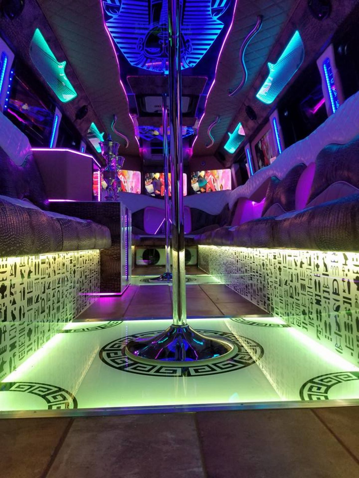 Photo of Shuttle Bus for sale: 2007 IC Bus 3200