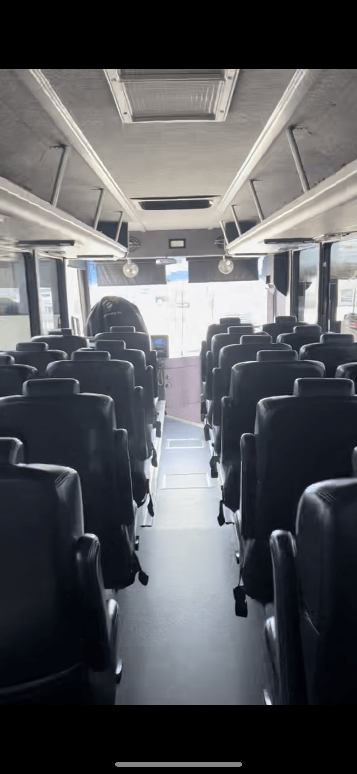 Motorcoach for Sale in Anaheim, CA - Photo 11