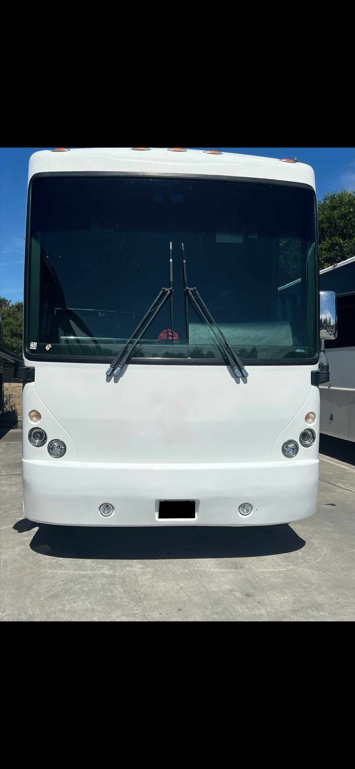 Motorcoach for Sale in Anaheim, CA - Photo 15