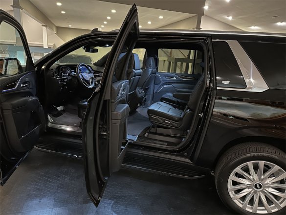 2024 Cadillac Escalade ESV 4WD 3L Diesel SUV Black/Black