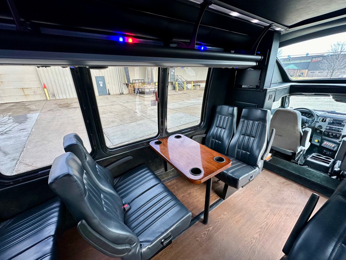 Shuttle Bus for Sale in Erie, PA - Photo 18