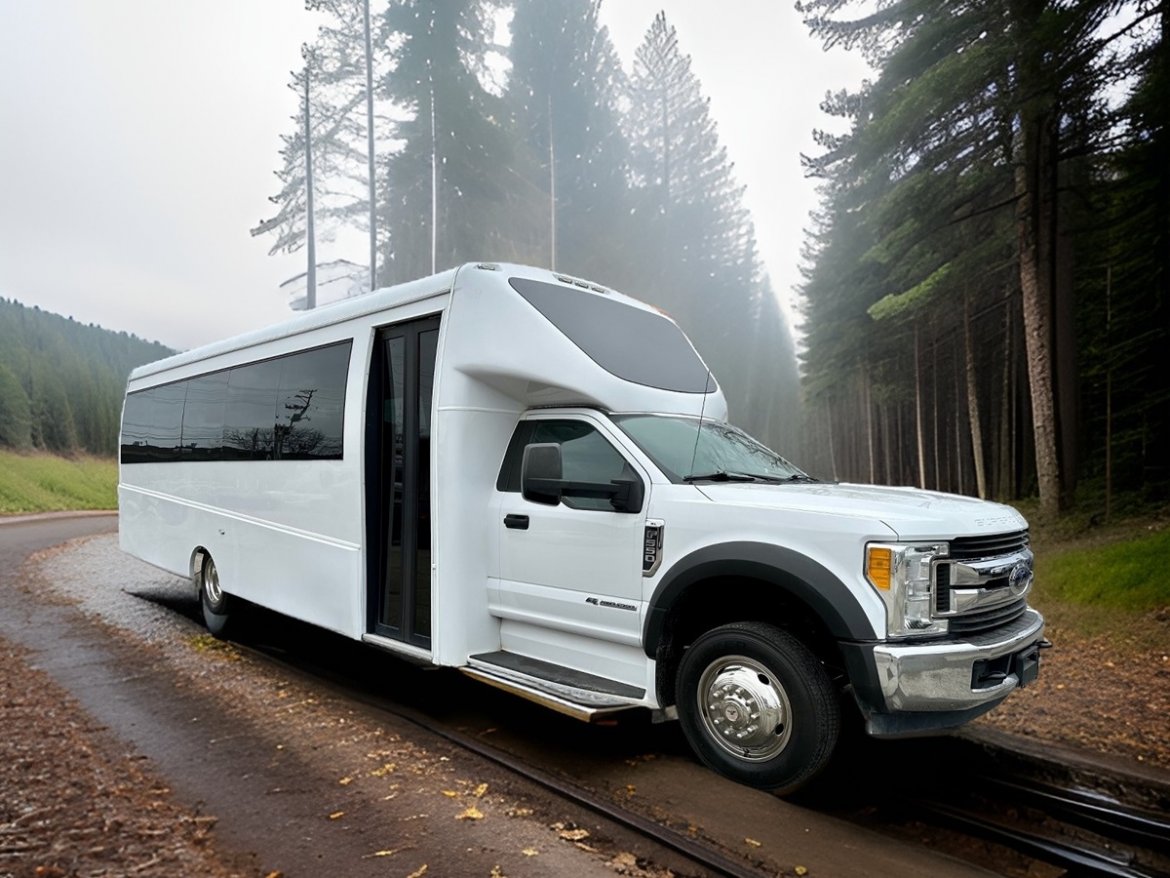 Shuttle Bus for sale: 2017 Ford F-550 by Global Motor Coach