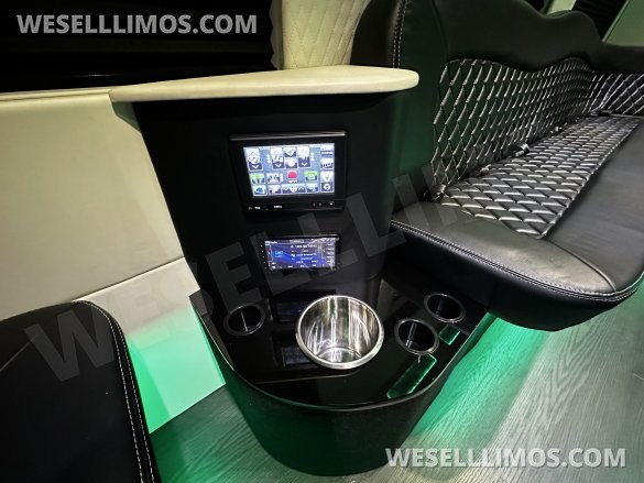 2022 Mercedes-Benz 3500 Sprinter Limousine
