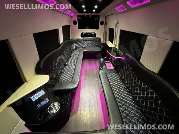 2022 Mercedes-Benz 3500 Sprinter Limousine