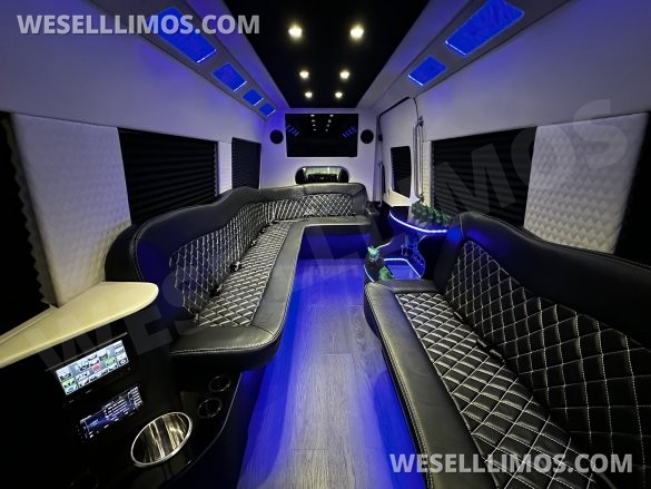 2022 Mercedes-Benz 3500 Sprinter Limousine