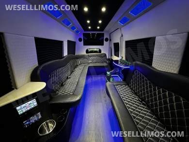 2022 Mercedes-Benz 3500 Sprinter Limousine