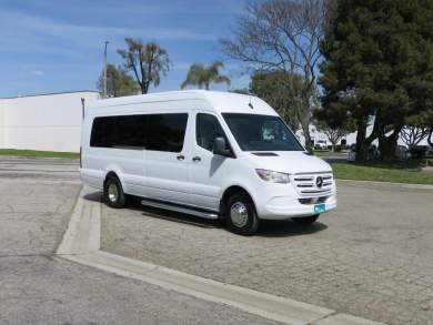 2022 Mercedes-Benz 3500 Sprinter Limousine