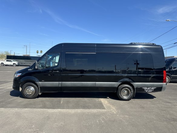 2019 Mercedes-Benz Sprinter 3500 Sprinter for Sale in Phoenix, AZ - Photo 2