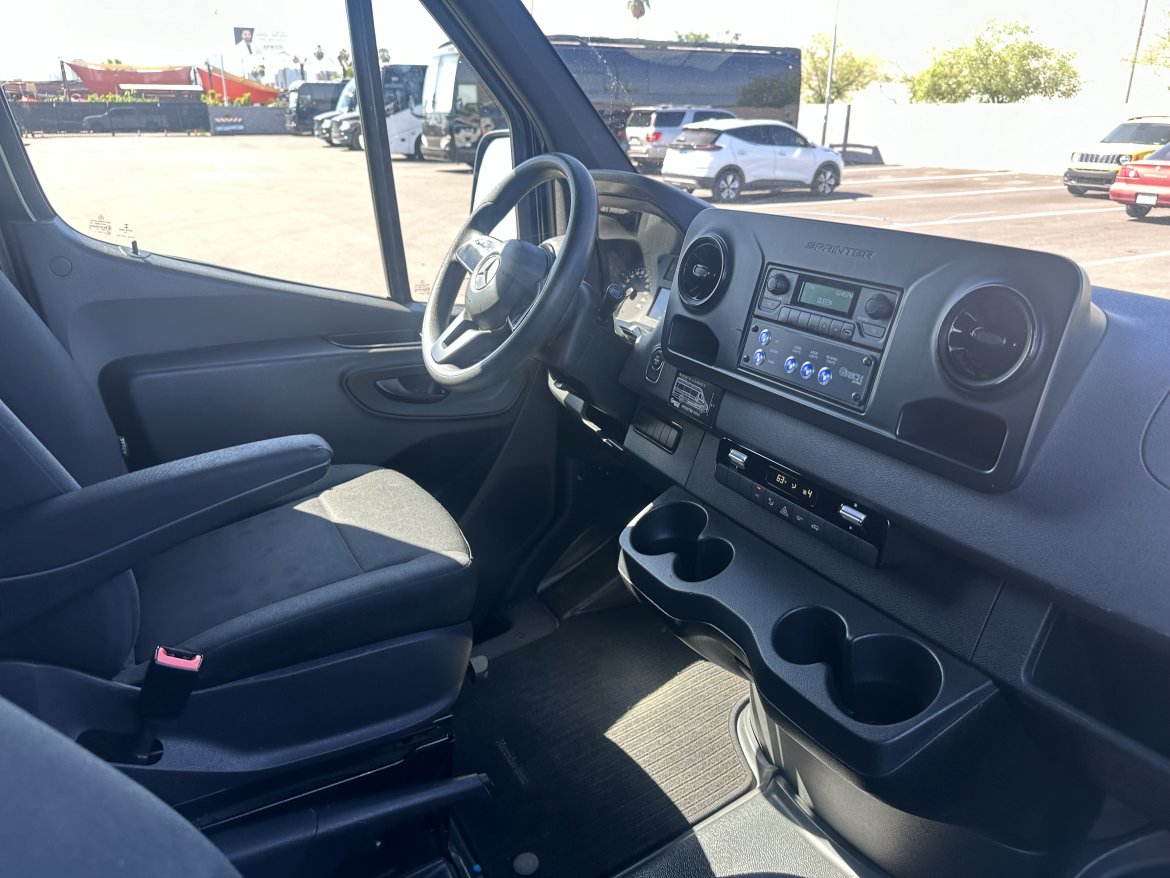 Sprinter for Sale in Phoenix, AZ - Photo 9