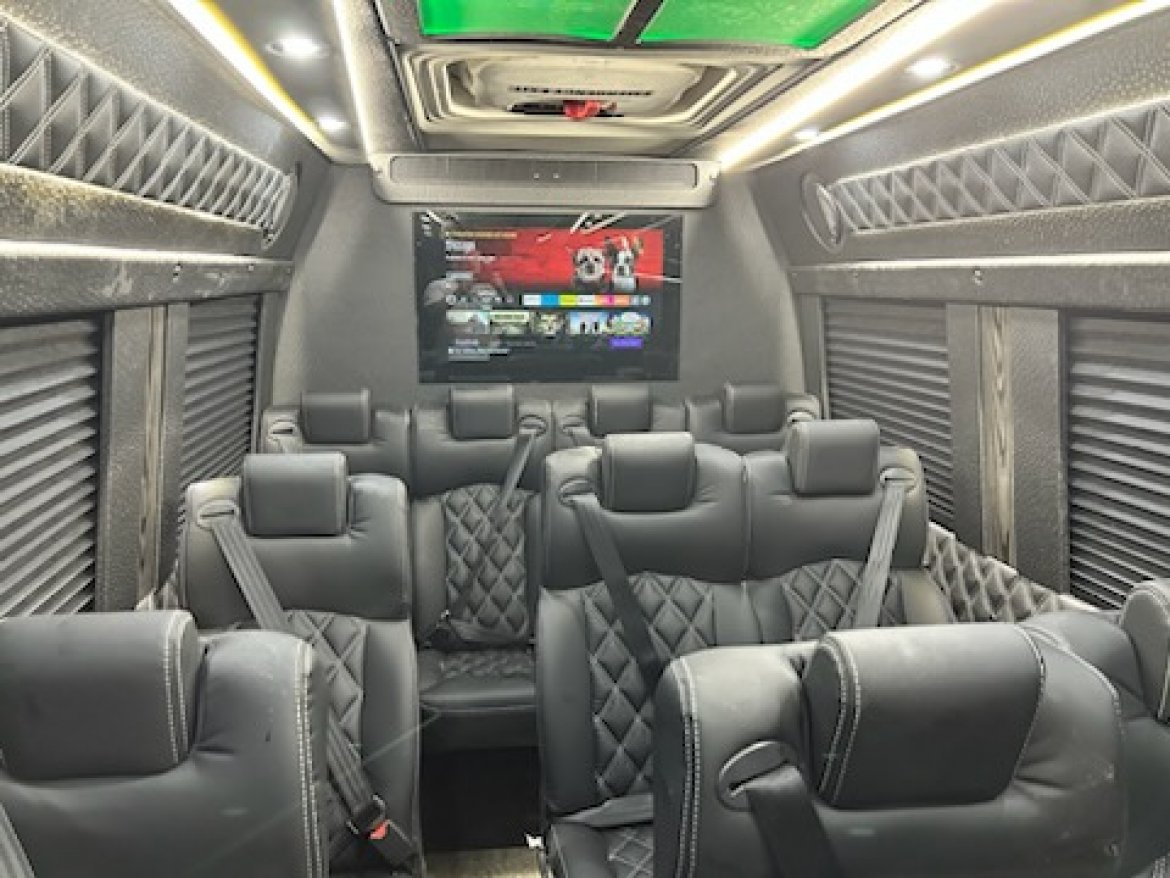 Sprinter for Sale in Largo, FL - Photo 3