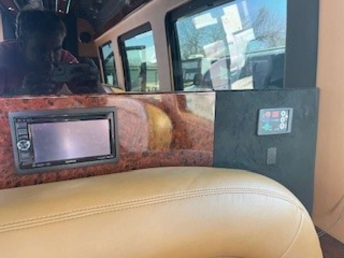 Limo Bus for Sale in Kansas City, MO - Photo 4