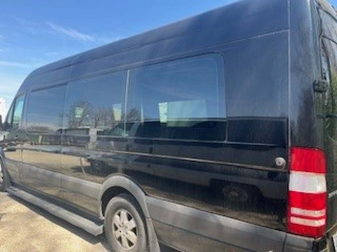 Limo Bus for Sale in Kansas City, MO - Photo 12