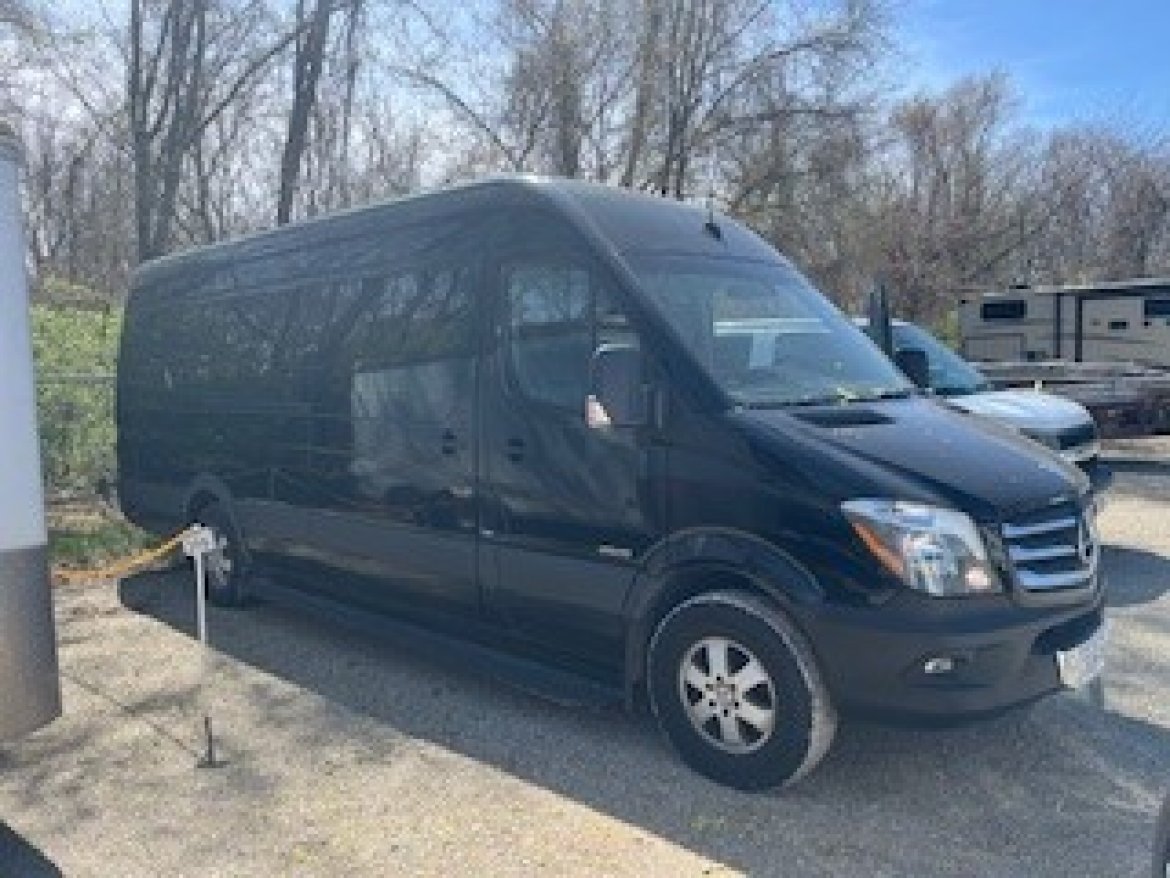 Limo Bus for Sale in Kansas City, MO - Photo 16