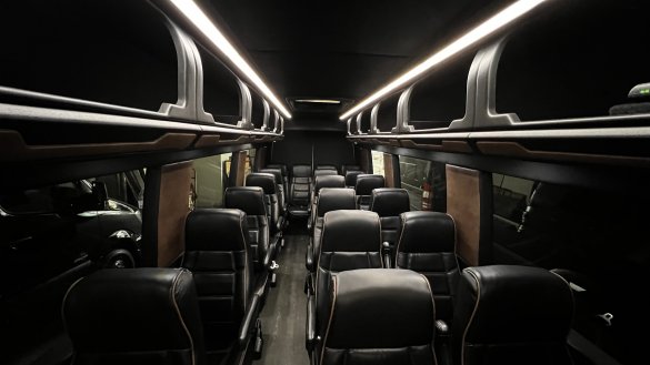 2017 Mercedes-Benz Sprinter 3500 170 Ext Sprinter for Sale in Anaheim, CA - Photo 3