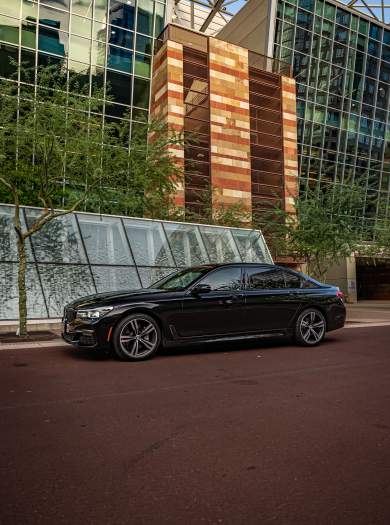 2019 BMW 740i Sedan