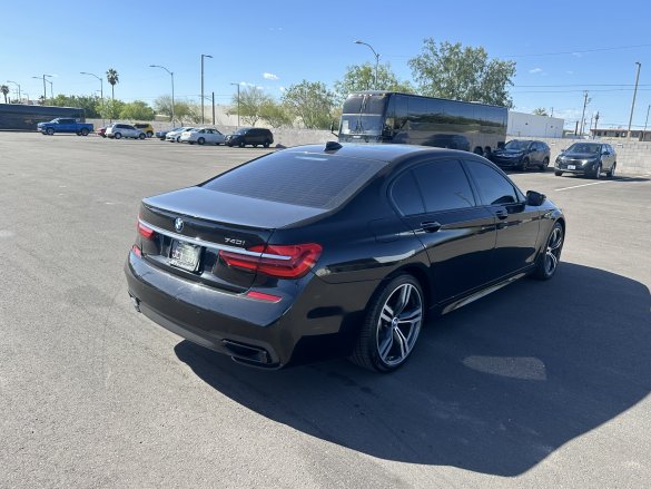 2019 BMW 740i Sedan